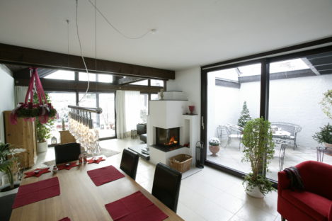 grosse Schiebe-Fensterfront